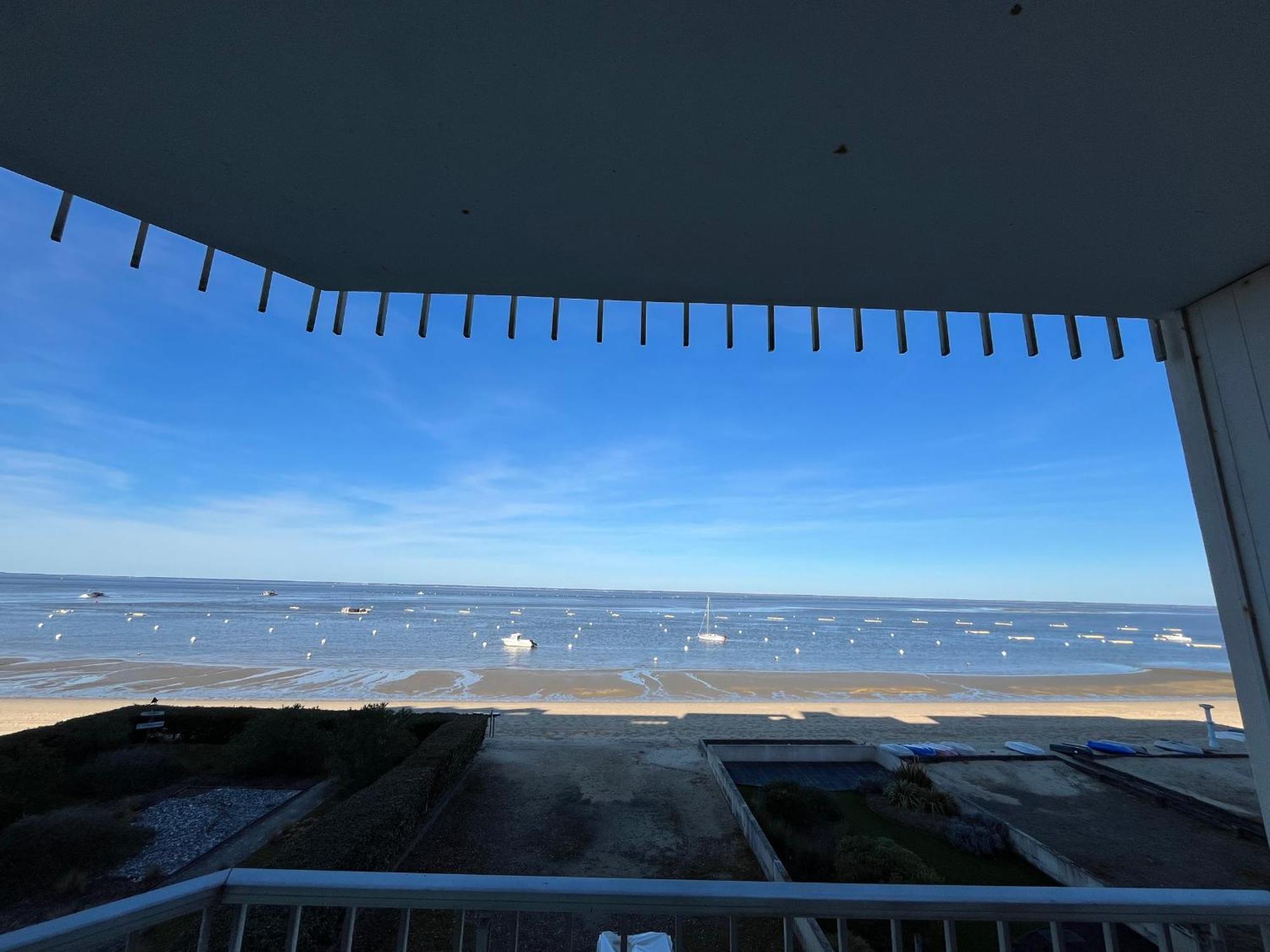 Apartment Duplex T1 Vue A - Acces Direct - Quartier Aiguillon - Fr-1-319-71